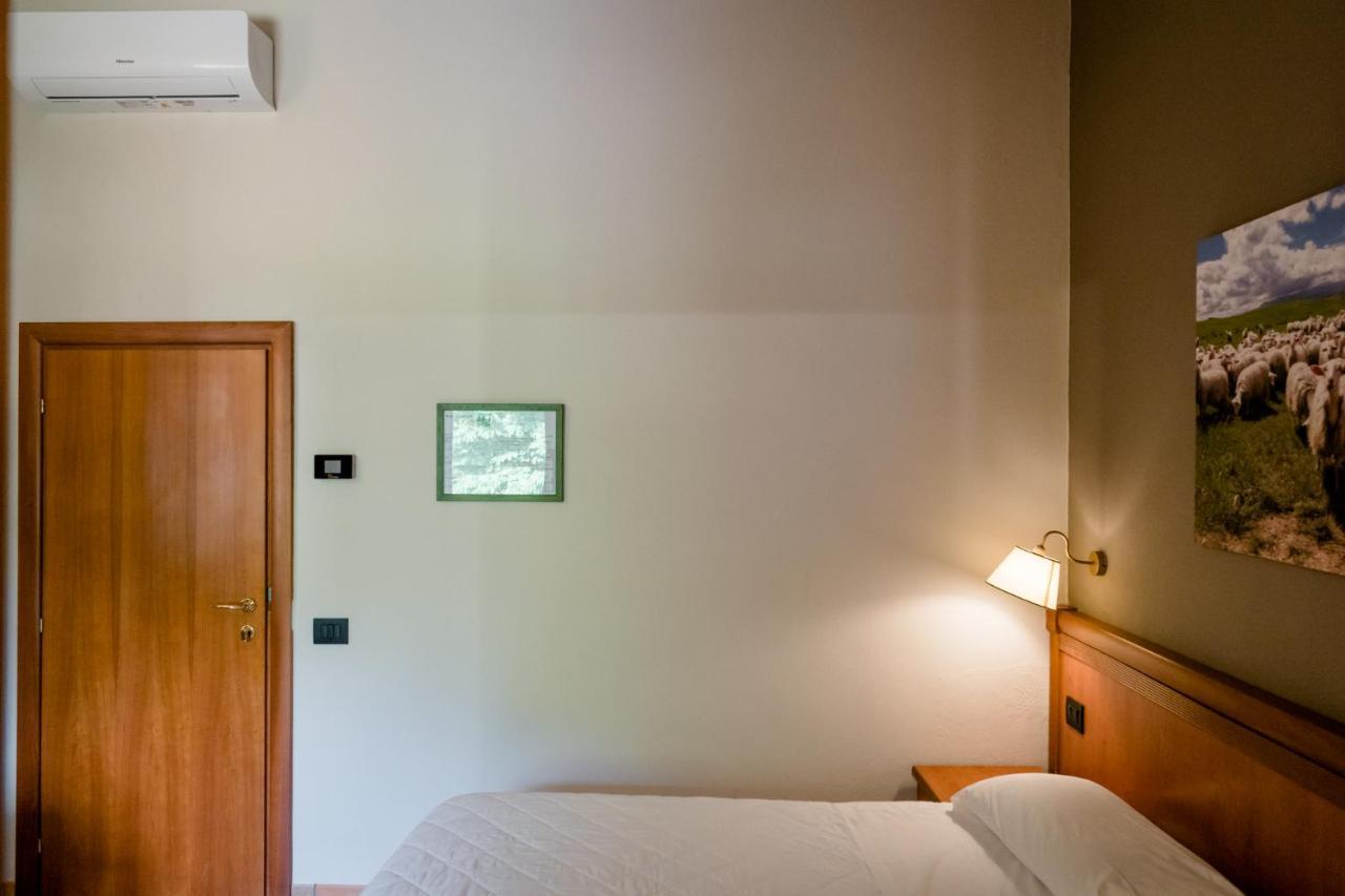 Hotel La Scottiglia E Ristorante Seggiano Екстериор снимка